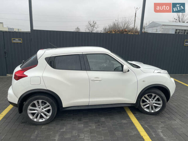 Белый Ниссан Жук, объемом двигателя 1.6 л и пробегом 93 тыс. км за 10399 $, фото 26 на Automoto.ua