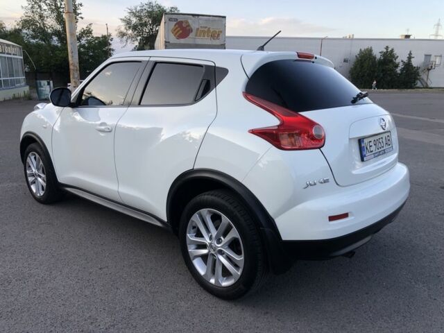 Белый Ниссан Жук, объемом двигателя 1.6 л и пробегом 112 тыс. км за 10000 $, фото 5 на Automoto.ua