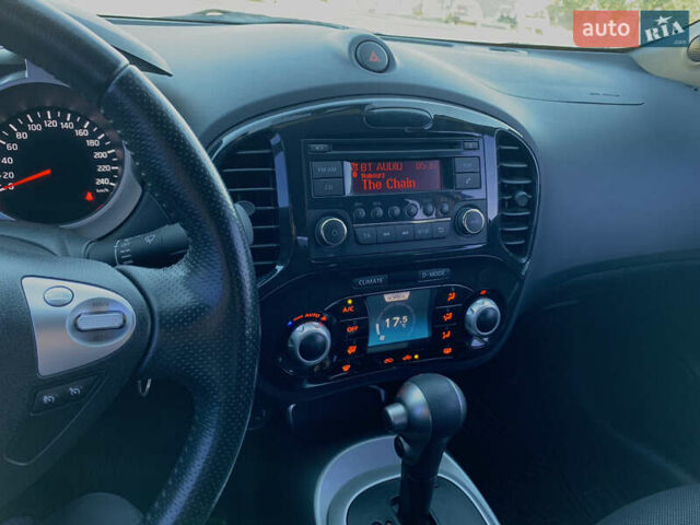 Белый Ниссан Жук, объемом двигателя 1.6 л и пробегом 87 тыс. км за 11000 $, фото 13 на Automoto.ua