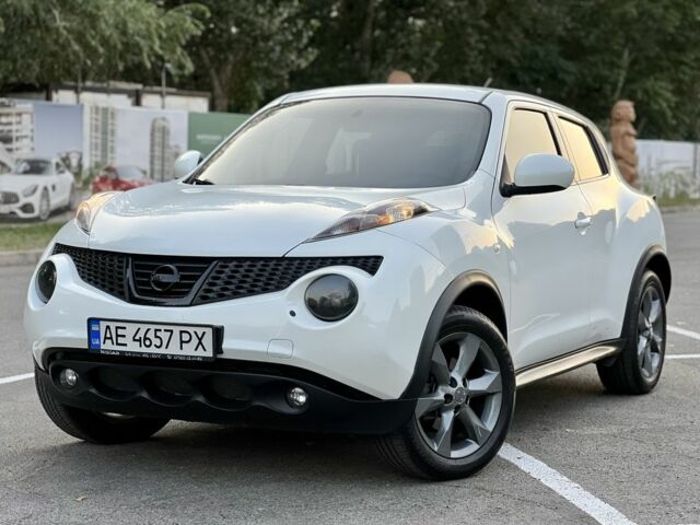 Белый Ниссан Жук, объемом двигателя 1.6 л и пробегом 150 тыс. км за 12237 $, фото 1 на Automoto.ua