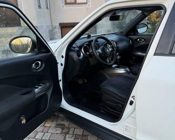 Белый Ниссан Жук, объемом двигателя 1.6 л и пробегом 157 тыс. км за 9000 $, фото 15 на Automoto.ua