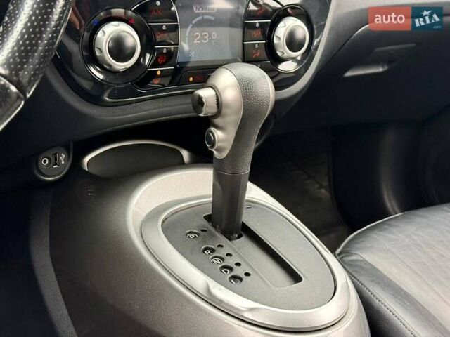 Белый Ниссан Жук, объемом двигателя 1.6 л и пробегом 115 тыс. км за 9900 $, фото 28 на Automoto.ua