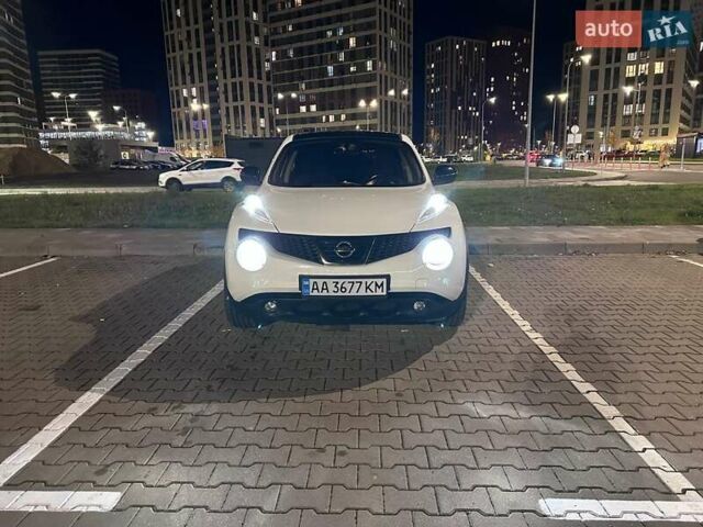 Білий Ніссан Жук, об'ємом двигуна 1.6 л та пробігом 105 тис. км за 10000 $, фото 4 на Automoto.ua