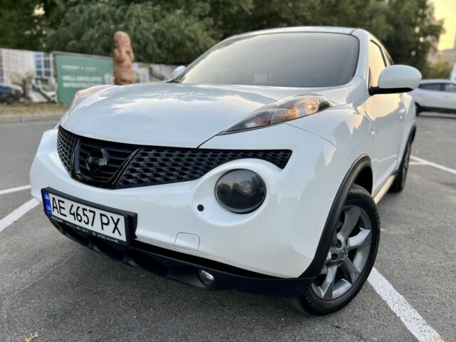 Белый Ниссан Жук, объемом двигателя 1.6 л и пробегом 150 тыс. км за 12237 $, фото 7 на Automoto.ua