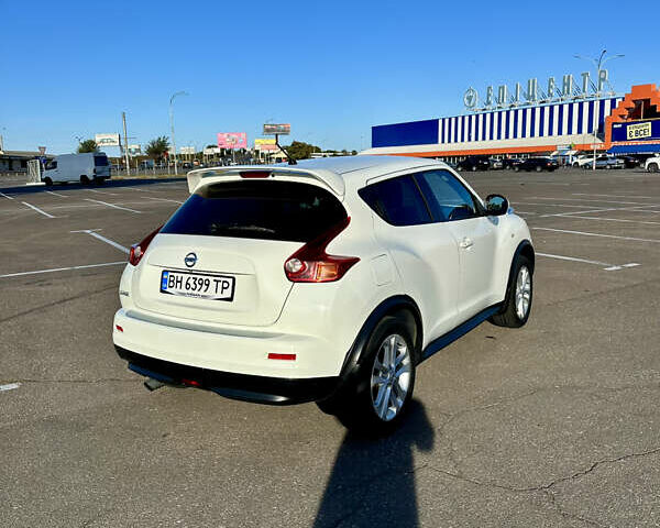 Белый Ниссан Жук, объемом двигателя 1.62 л и пробегом 127 тыс. км за 10500 $, фото 6 на Automoto.ua