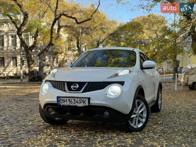 Белый Ниссан Жук, объемом двигателя 1.62 л и пробегом 126 тыс. км за 10999 $, фото 1 на Automoto.ua