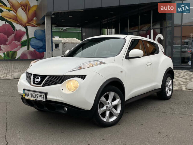 Белый Ниссан Жук, объемом двигателя 1.6 л и пробегом 85 тыс. км за 9800 $, фото 2 на Automoto.ua