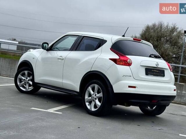 Белый Ниссан Жук, объемом двигателя 1.6 л и пробегом 115 тыс. км за 9900 $, фото 14 на Automoto.ua