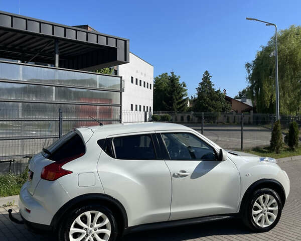Білий Ніссан Жук, об'ємом двигуна 0 л та пробігом 155 тис. км за 10899 $, фото 7 на Automoto.ua