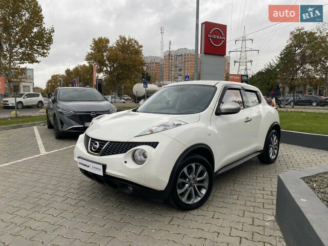 Белый Ниссан Жук, объемом двигателя 1.6 л и пробегом 138 тыс. км за 10500 $, фото 1 на Automoto.ua