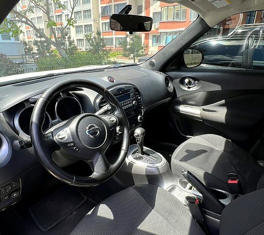 Білий Ніссан Жук, об'ємом двигуна 1.6 л та пробігом 158 тис. км за 9800 $, фото 7 на Automoto.ua