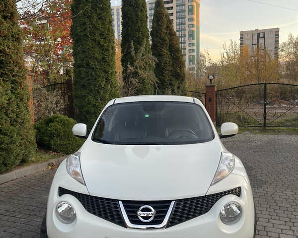 Білий Ніссан Жук, об'ємом двигуна 1.6 л та пробігом 155 тис. км за 10599 $, фото 4 на Automoto.ua
