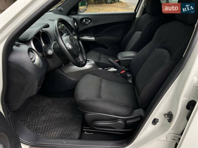 Белый Ниссан Жук, объемом двигателя 1.6 л и пробегом 88 тыс. км за 8900 $, фото 7 на Automoto.ua