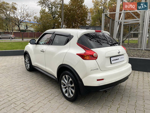 Белый Ниссан Жук, объемом двигателя 1.6 л и пробегом 138 тыс. км за 10500 $, фото 8 на Automoto.ua