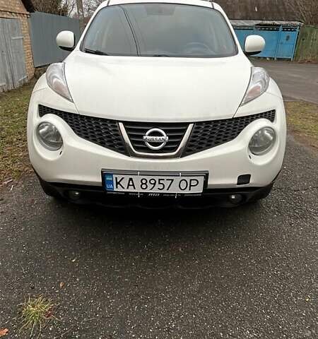 Белый Ниссан Жук, объемом двигателя 1.6 л и пробегом 85 тыс. км за 10500 $, фото 12 на Automoto.ua