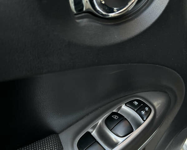 Ниссан Жук 2012 в Черновцах на Automoto.ua Белый Ниссан Жук, объемом двигателя 1.6 л и пробегом 137 тыс. км за 9200 $, фото 36 на Automoto.ua