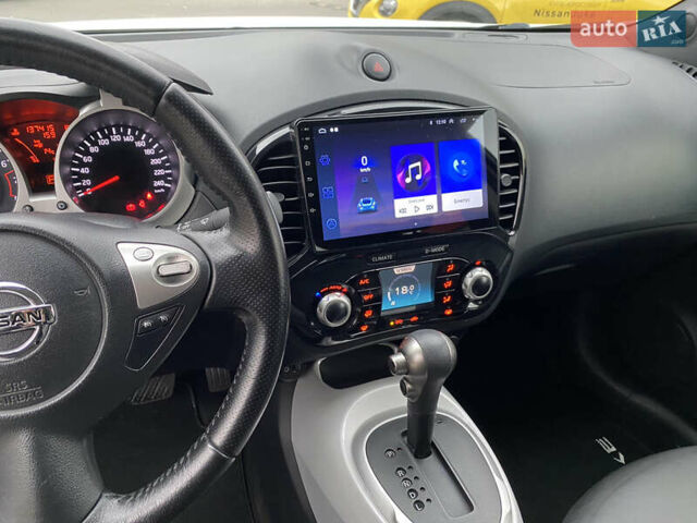 Белый Ниссан Жук, объемом двигателя 1.6 л и пробегом 138 тыс. км за 10500 $, фото 23 на Automoto.ua