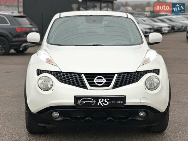 Белый Ниссан Жук, объемом двигателя 1.6 л и пробегом 159 тыс. км за 9700 $, фото 2 на Automoto.ua