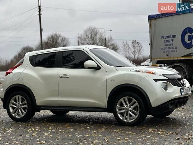 Белый Ниссан Жук, объемом двигателя 1.6 л и пробегом 255 тыс. км за 8999 $, фото 9 на Automoto.ua