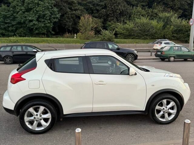 Белый Ниссан Жук, объемом двигателя 1.6 л и пробегом 132 тыс. км за 10200 $, фото 7 на Automoto.ua