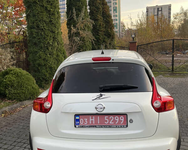 Білий Ніссан Жук, об'ємом двигуна 1.6 л та пробігом 155 тис. км за 10599 $, фото 9 на Automoto.ua