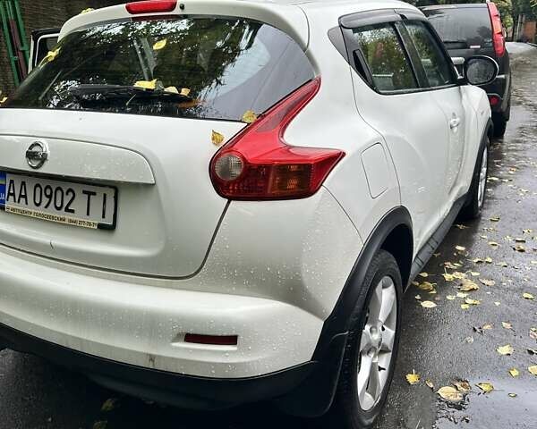 Білий Ніссан Жук, об'ємом двигуна 1.6 л та пробігом 147 тис. км за 11200 $, фото 7 на Automoto.ua