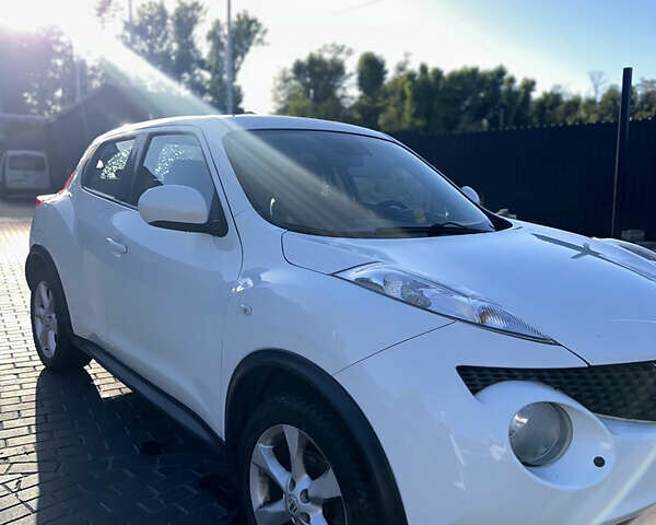 Ниссан Жук 2013 в Днепре (Днепропетровске) на Automoto.ua Белый Ниссан Жук, объемом двигателя 1.6 л и пробегом 212 тыс. км за 9000 $, фото 4 на Automoto.ua