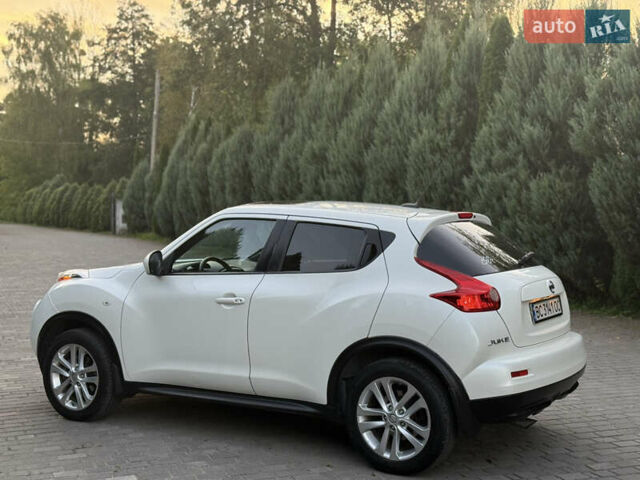 Белый Ниссан Жук, объемом двигателя 1.6 л и пробегом 137 тыс. км за 9600 $, фото 5 на Automoto.ua