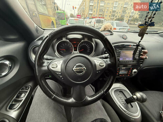 Белый Ниссан Жук, объемом двигателя 0 л и пробегом 218 тыс. км за 10500 $, фото 2 на Automoto.ua