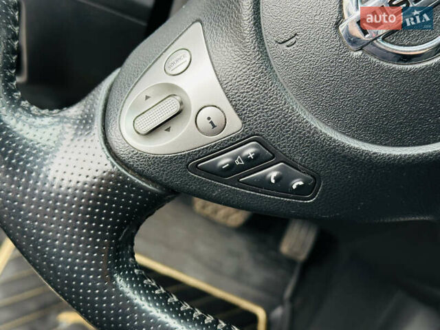 Белый Ниссан Жук, объемом двигателя 1.57 л и пробегом 106 тыс. км за 11500 $, фото 28 на Automoto.ua