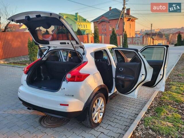 Белый Ниссан Жук, объемом двигателя 1.62 л и пробегом 188 тыс. км за 10500 $, фото 114 на Automoto.ua