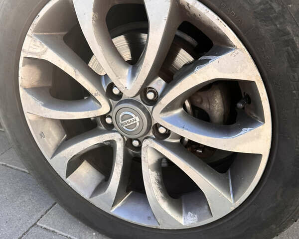 Белый Ниссан Жук, объемом двигателя 1.6 л и пробегом 158 тыс. км за 10500 $, фото 4 на Automoto.ua