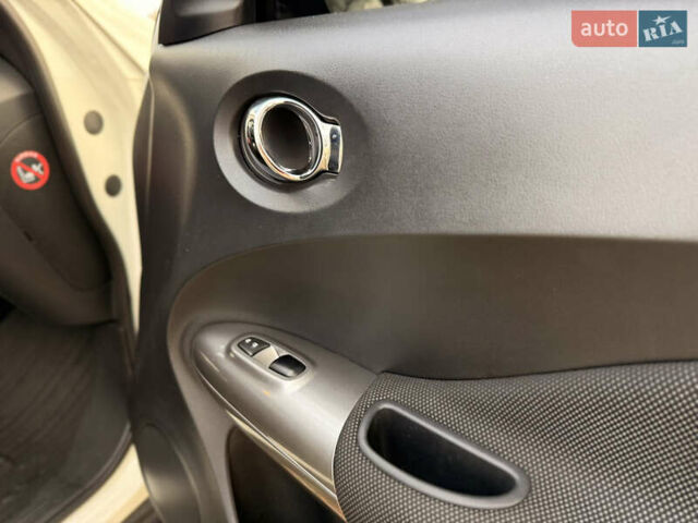 Білий Ніссан Жук, об'ємом двигуна 1.6 л та пробігом 95 тис. км за 10850 $, фото 28 на Automoto.ua
