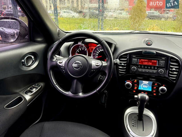 Белый Ниссан Жук, объемом двигателя 1.6 л и пробегом 175 тыс. км за 9500 $, фото 16 на Automoto.ua