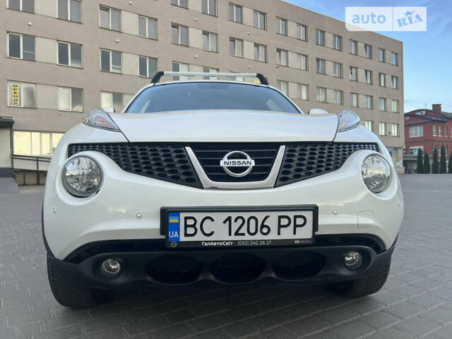 Белый Ниссан Жук, объемом двигателя 1.6 л и пробегом 85 тыс. км за 11900 $, фото 10 на Automoto.ua