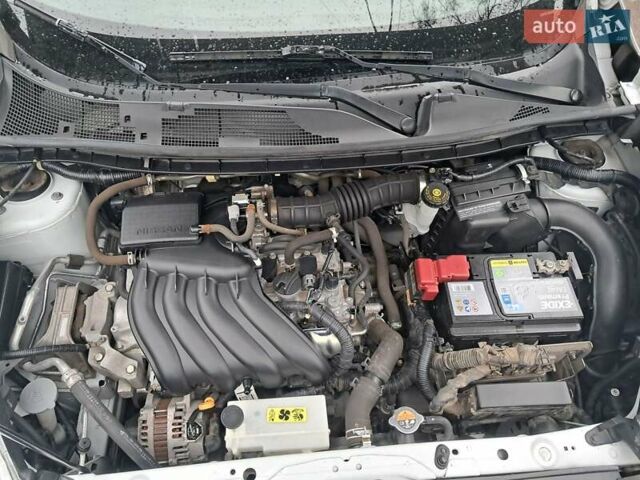 Белый Ниссан Жук, объемом двигателя 1.6 л и пробегом 72 тыс. км за 11500 $, фото 5 на Automoto.ua