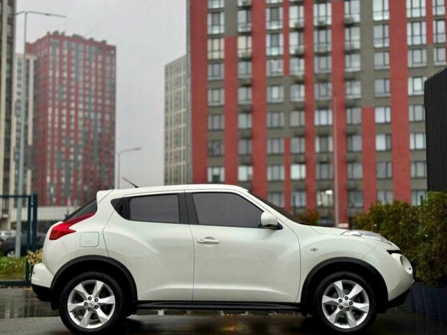 Белый Ниссан Жук, объемом двигателя 1.6 л и пробегом 175 тыс. км за 9500 $, фото 2 на Automoto.ua