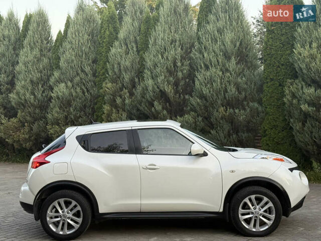 Белый Ниссан Жук, объемом двигателя 1.6 л и пробегом 137 тыс. км за 9600 $, фото 9 на Automoto.ua