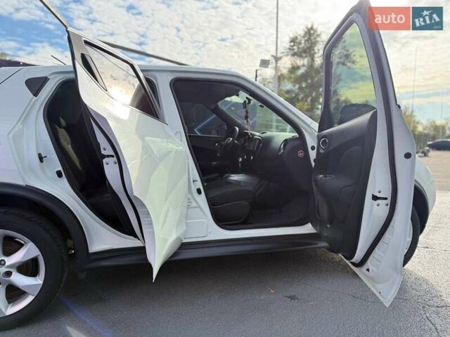 Білий Ніссан Жук, об'ємом двигуна 1.6 л та пробігом 250 тис. км за 10999 $, фото 15 на Automoto.ua