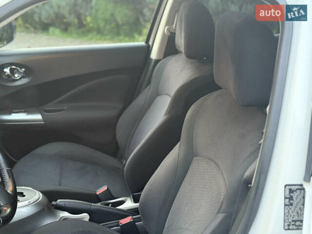 Белый Ниссан Жук, объемом двигателя 1.6 л и пробегом 137 тыс. км за 9600 $, фото 22 на Automoto.ua