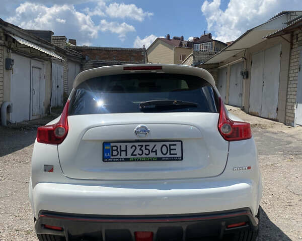 Білий Ніссан Жук, об'ємом двигуна 1.62 л та пробігом 225 тис. км за 12000 $, фото 4 на Automoto.ua