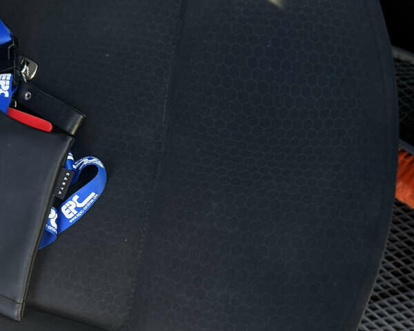 Белый Ниссан Жук, объемом двигателя 1.6 л и пробегом 158 тыс. км за 10500 $, фото 7 на Automoto.ua