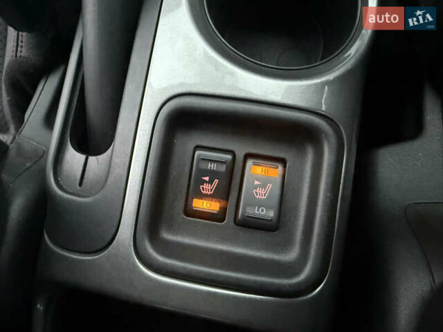 Белый Ниссан Жук, объемом двигателя 1.6 л и пробегом 64 тыс. км за 12700 $, фото 31 на Automoto.ua