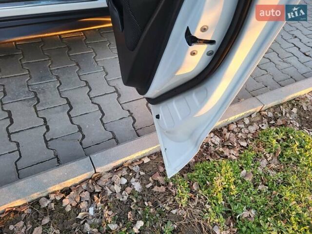 Белый Ниссан Жук, объемом двигателя 1.62 л и пробегом 188 тыс. км за 10500 $, фото 105 на Automoto.ua