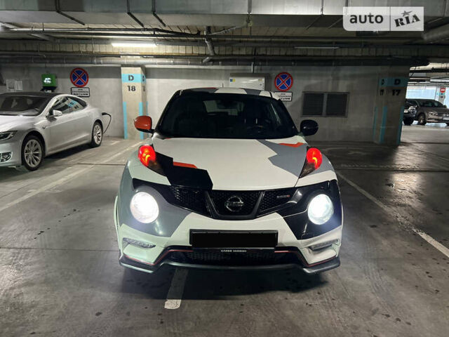 Белый Ниссан Жук, объемом двигателя 1.6 л и пробегом 126 тыс. км за 8000 $, фото 13 на Automoto.ua