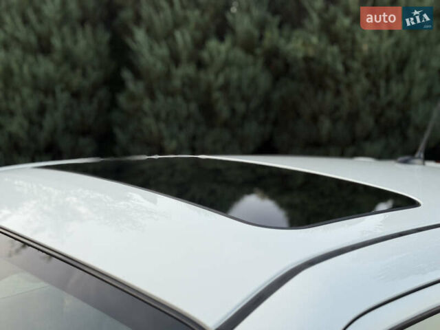 Белый Ниссан Жук, объемом двигателя 1.6 л и пробегом 137 тыс. км за 9600 $, фото 17 на Automoto.ua