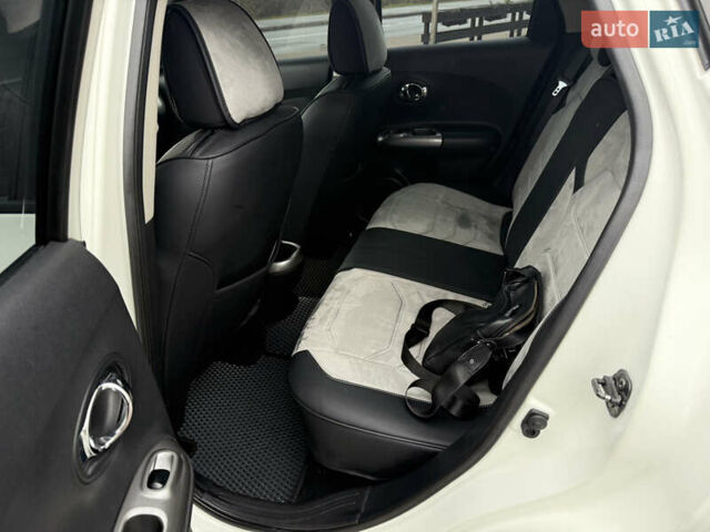 Белый Ниссан Жук, объемом двигателя 1.6 л и пробегом 106 тыс. км за 10400 $, фото 30 на Automoto.ua