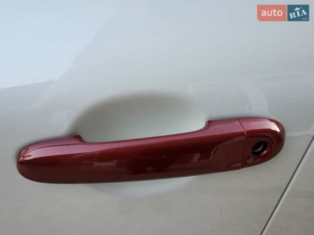 Білий Ніссан Жук, об'ємом двигуна 1.6 л та пробігом 88 тис. км за 11800 $, фото 51 на Automoto.ua