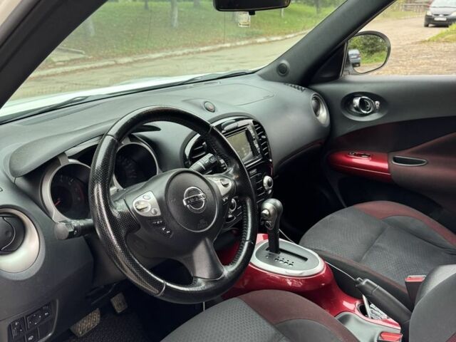 Белый Ниссан Жук, объемом двигателя 1.6 л и пробегом 124 тыс. км за 10200 $, фото 3 на Automoto.ua