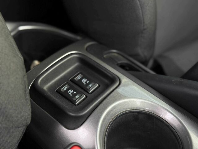 Білий Ніссан Жук, об'ємом двигуна 1.6 л та пробігом 250 тис. км за 10999 $, фото 10 на Automoto.ua